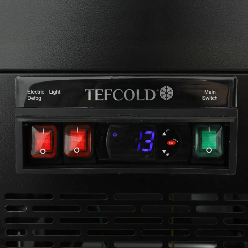 Tefcold Vitrina de exposición refrigerada PDA3-CTF150B-1 - Armarios de exposición refrigerados - imagen 2